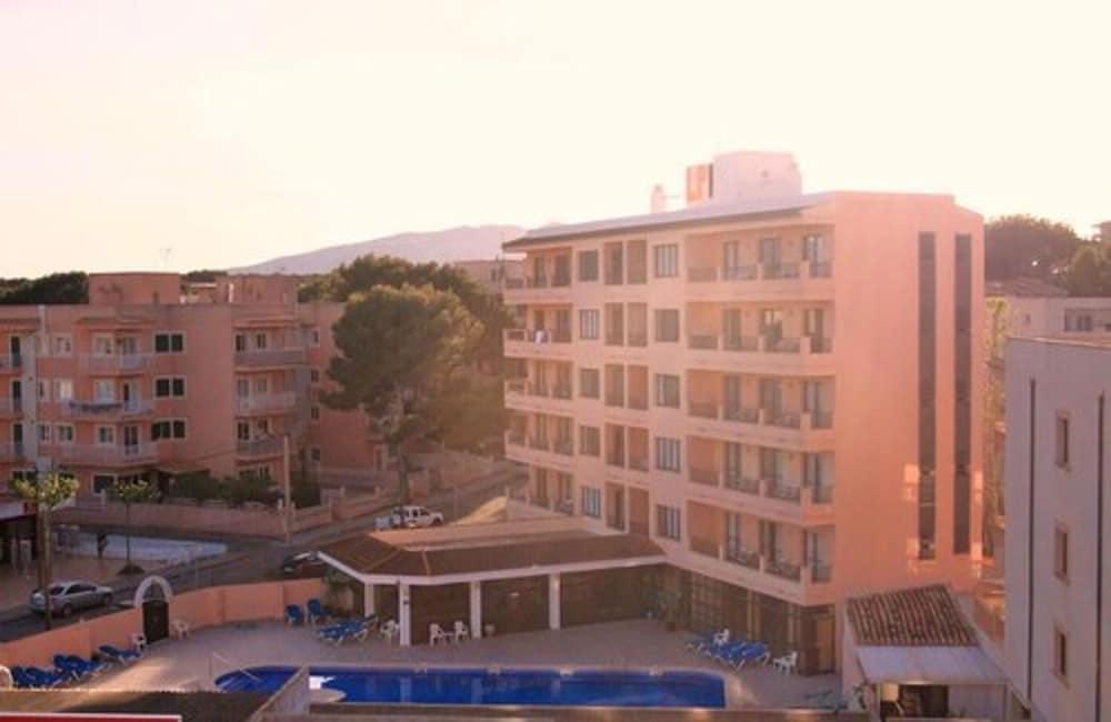 Hostal Alcina Cala Ratjada  Exterior foto